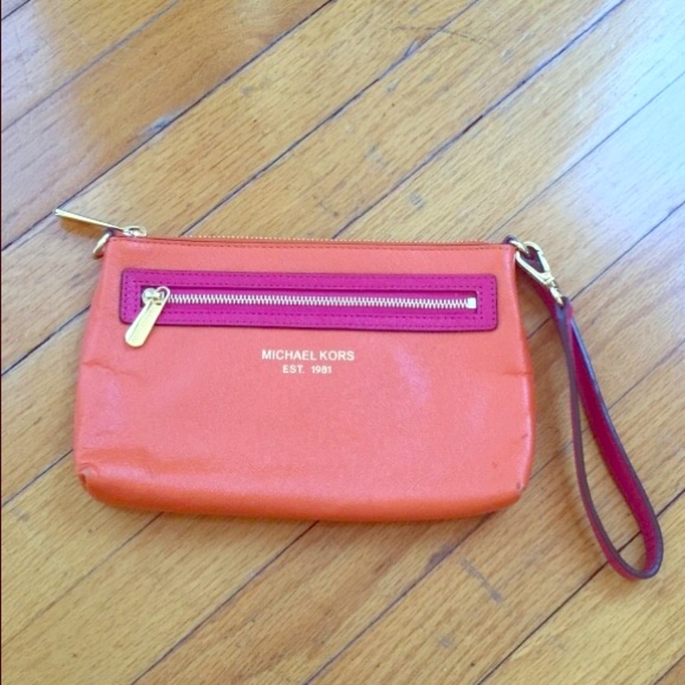 Michael Kors Wristlet